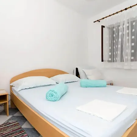 Maru Ka - Two Bedroom With Balcony And Sea View 아파트