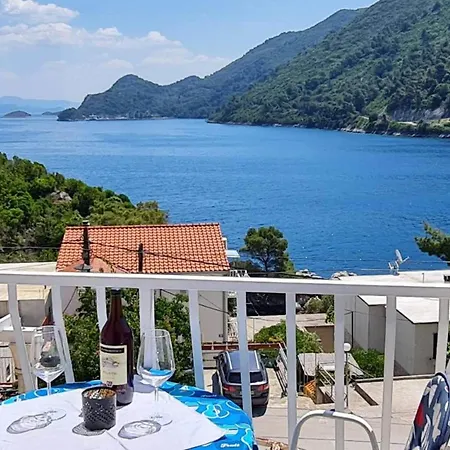 아파트 Maru Ka - Two Bedroom With Balcony And Sea View