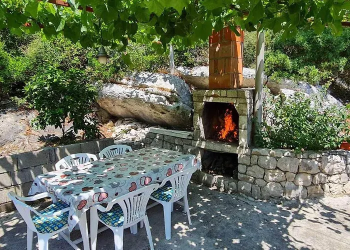 Maru Ka - Two Bedroom With Balcony And Sea View Sobra